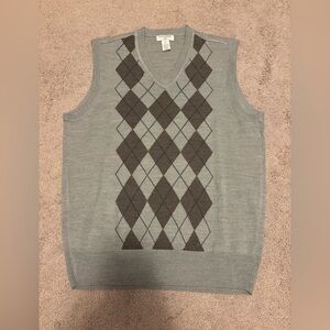 Dockers Men's V-Neck beige and Brown Argyle Sweater Vest